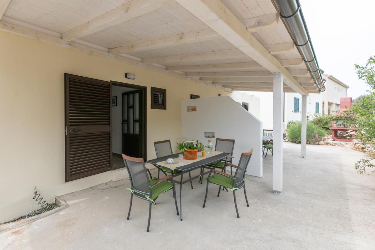 Ferienwohnung La Casa Di Nonno Milna  Exterior foto