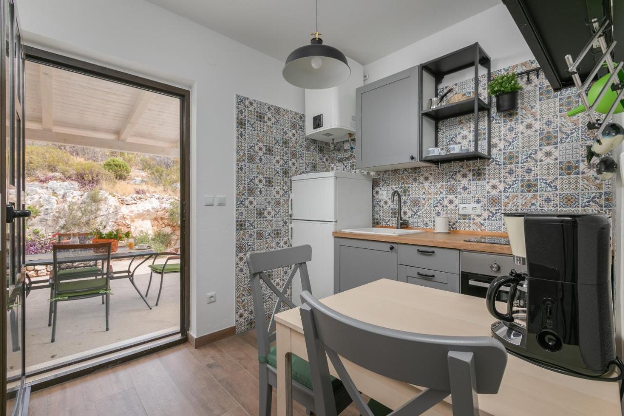 Ferienwohnung La Casa Di Nonno Milna  Exterior foto