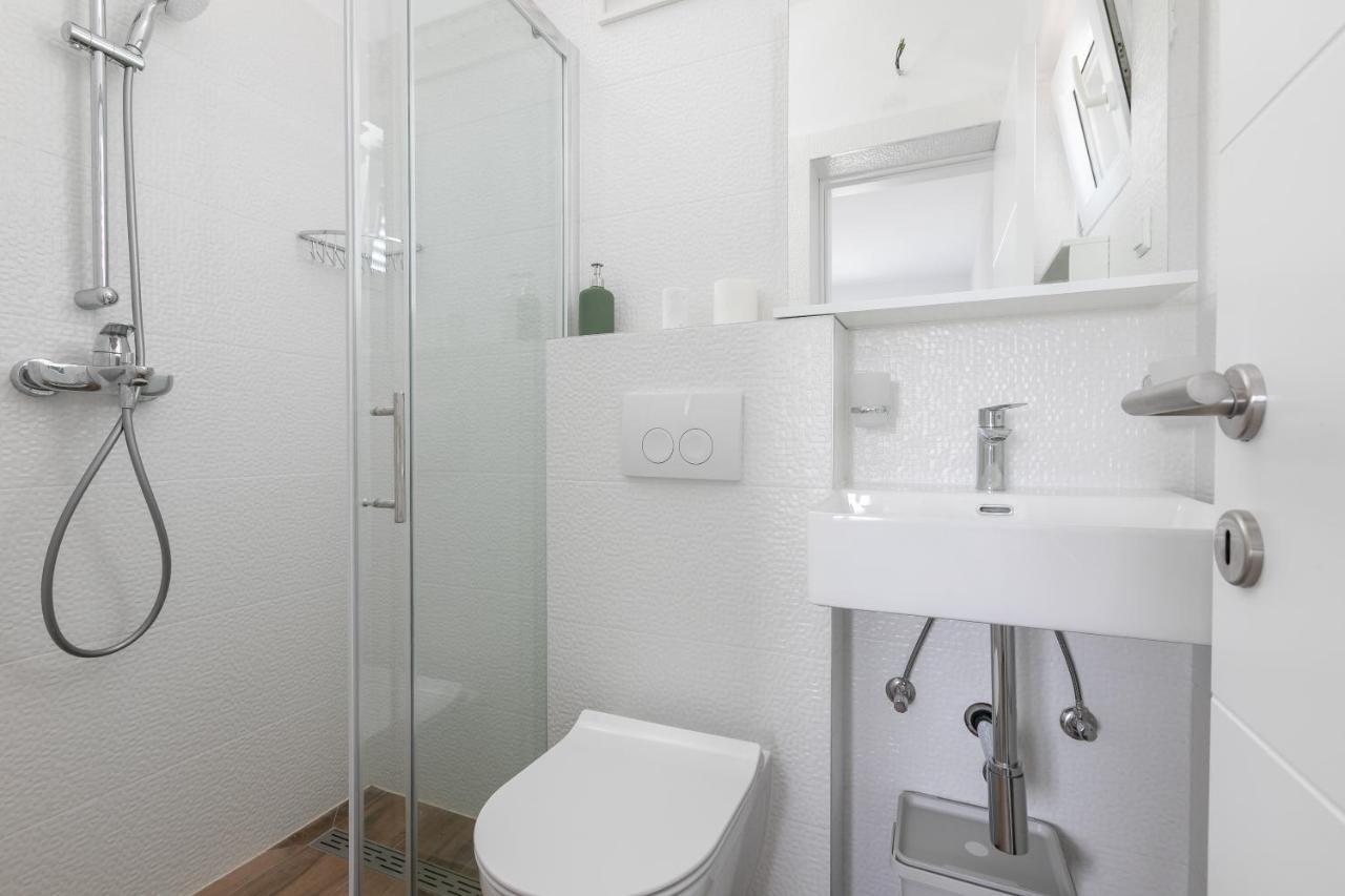 Ferienwohnung La Casa Di Nonno Milna  Exterior foto